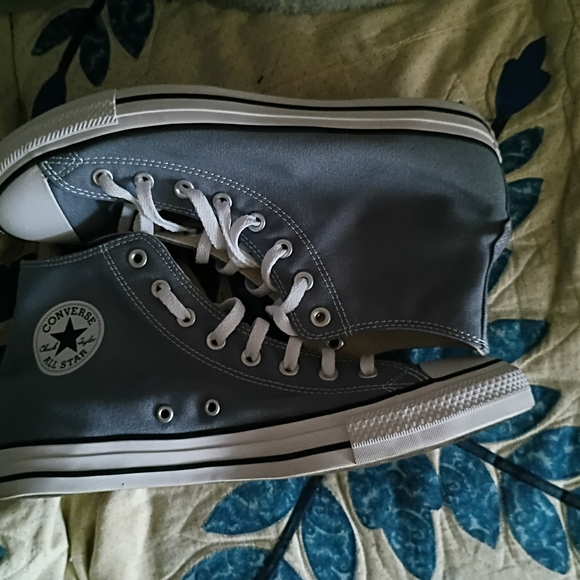 Converse Men's Charcoal High-Top Sneakers The Price Is Negotiable - Picture 1 of 2